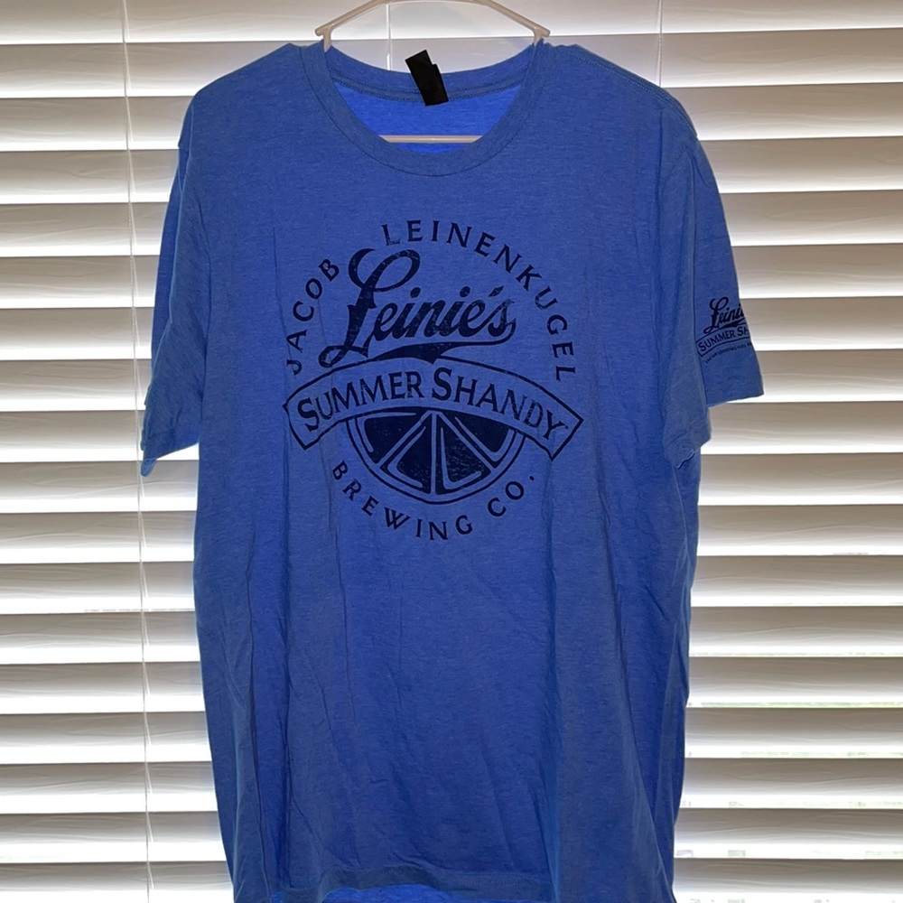 Men’s extra-large Leinenkugel summer shandy shirt